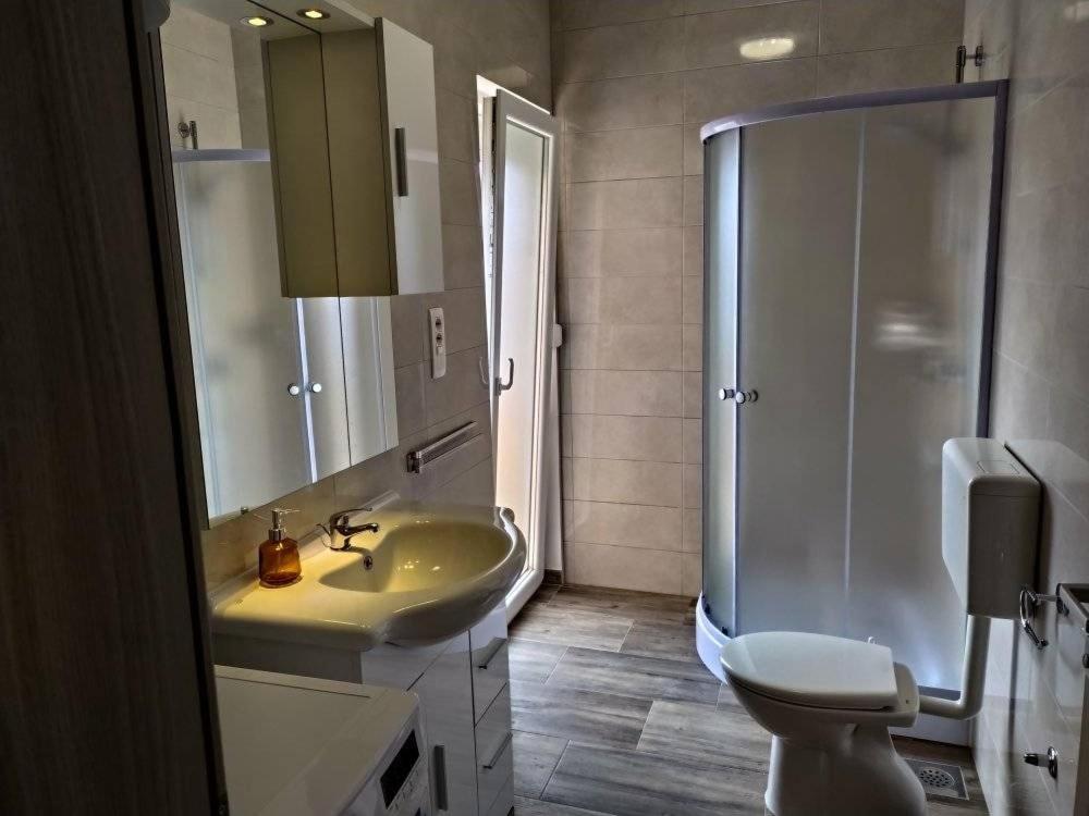 Villa Stella โตรกีร์ ภายนอก รูปภาพ