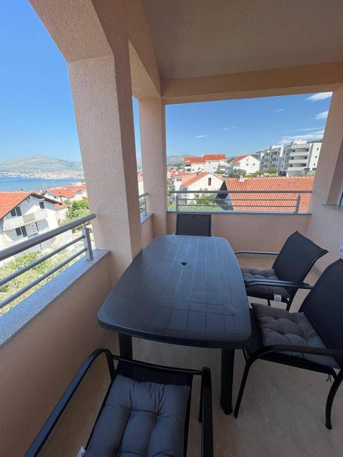 Villa Stella โตรกีร์ ภายนอก รูปภาพ